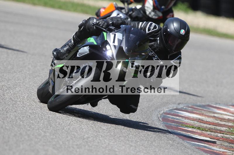 /Archiv-2025/11 29.04.2025 PROMAX ADR/Gruppe gruen/73